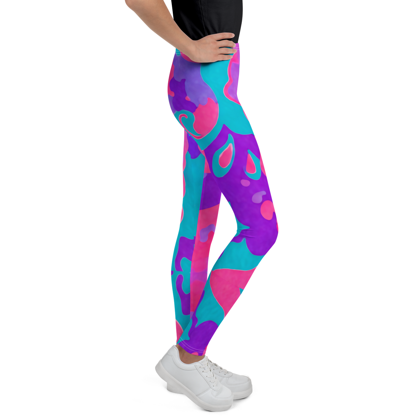 Wonderweave Pants feature smooth, flexible fabric captured with active movement.