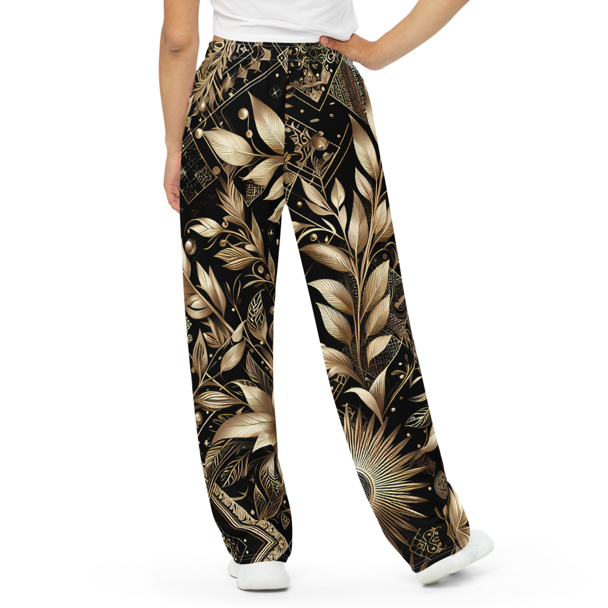 Leafgold Wide-Legs: Close-up of adjustable waist and white drawstring on trousers.